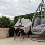 Olympic Boutique 4*